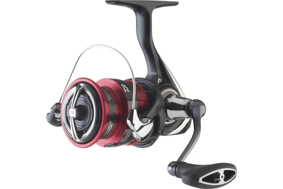 Daiwa 23 Ninja LT2500-XH