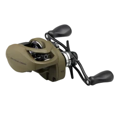 Savage Gear SG8 100 BC Linkshand 6.6:1 66cm